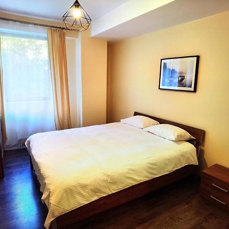 Coroni Seasons Apart Brasov Exterior photo